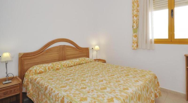 Apartamentos Ambar Beach Unitursa Calpe Værelse billede